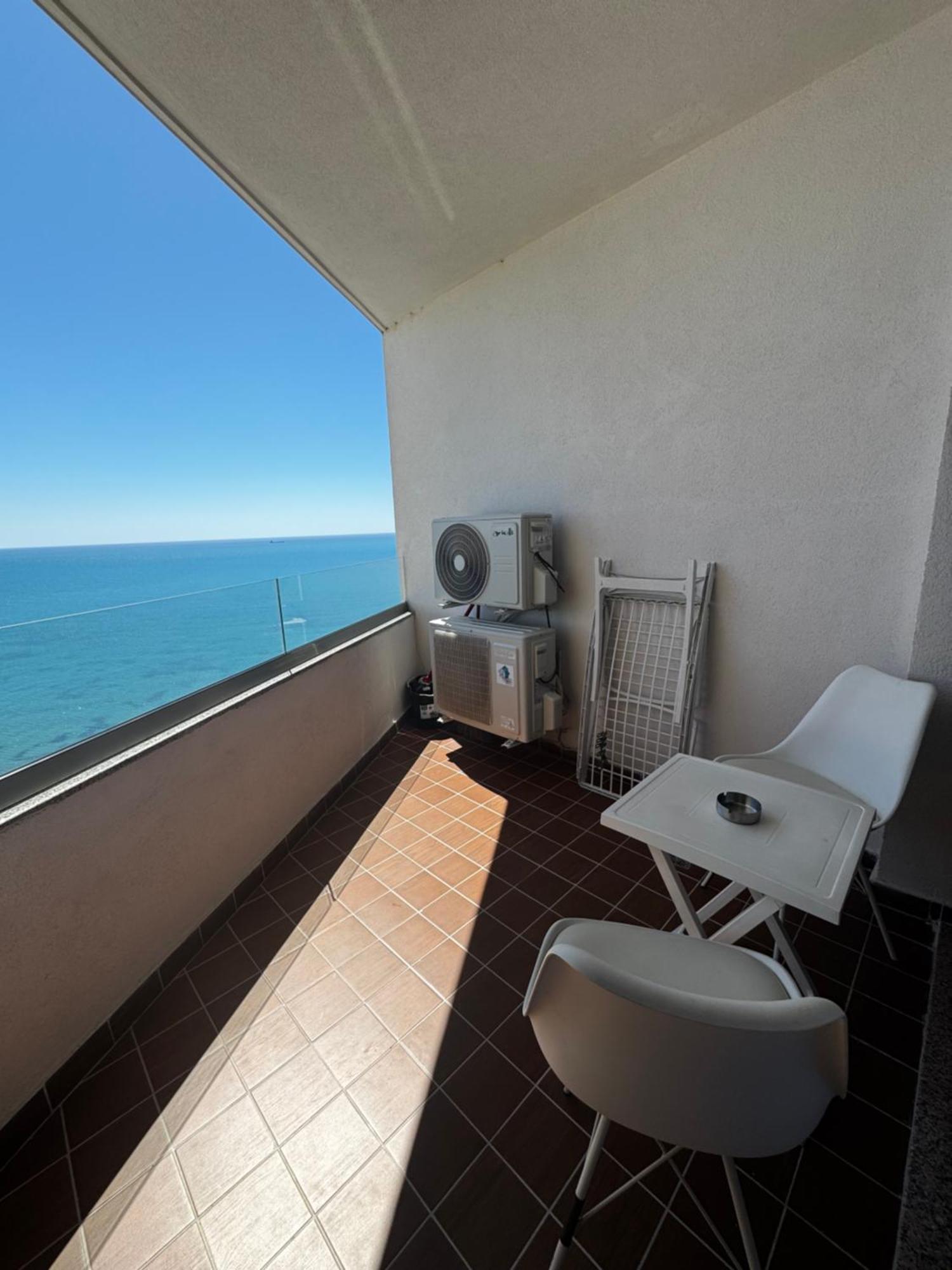 Sky & Sea View Luxury Apartments Durrës Eksteriør bilde