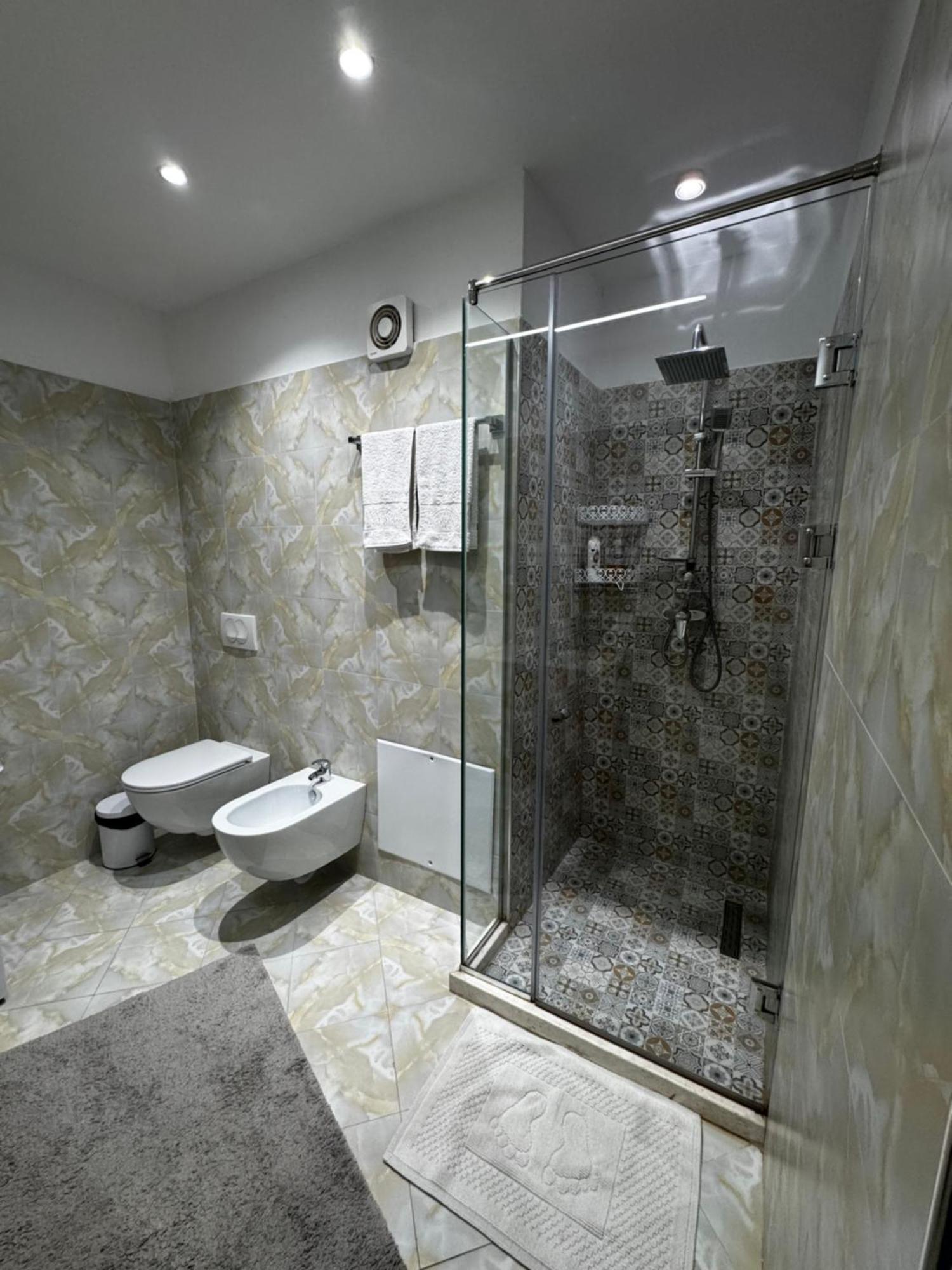 Sky & Sea View Luxury Apartments Durrës Eksteriør bilde