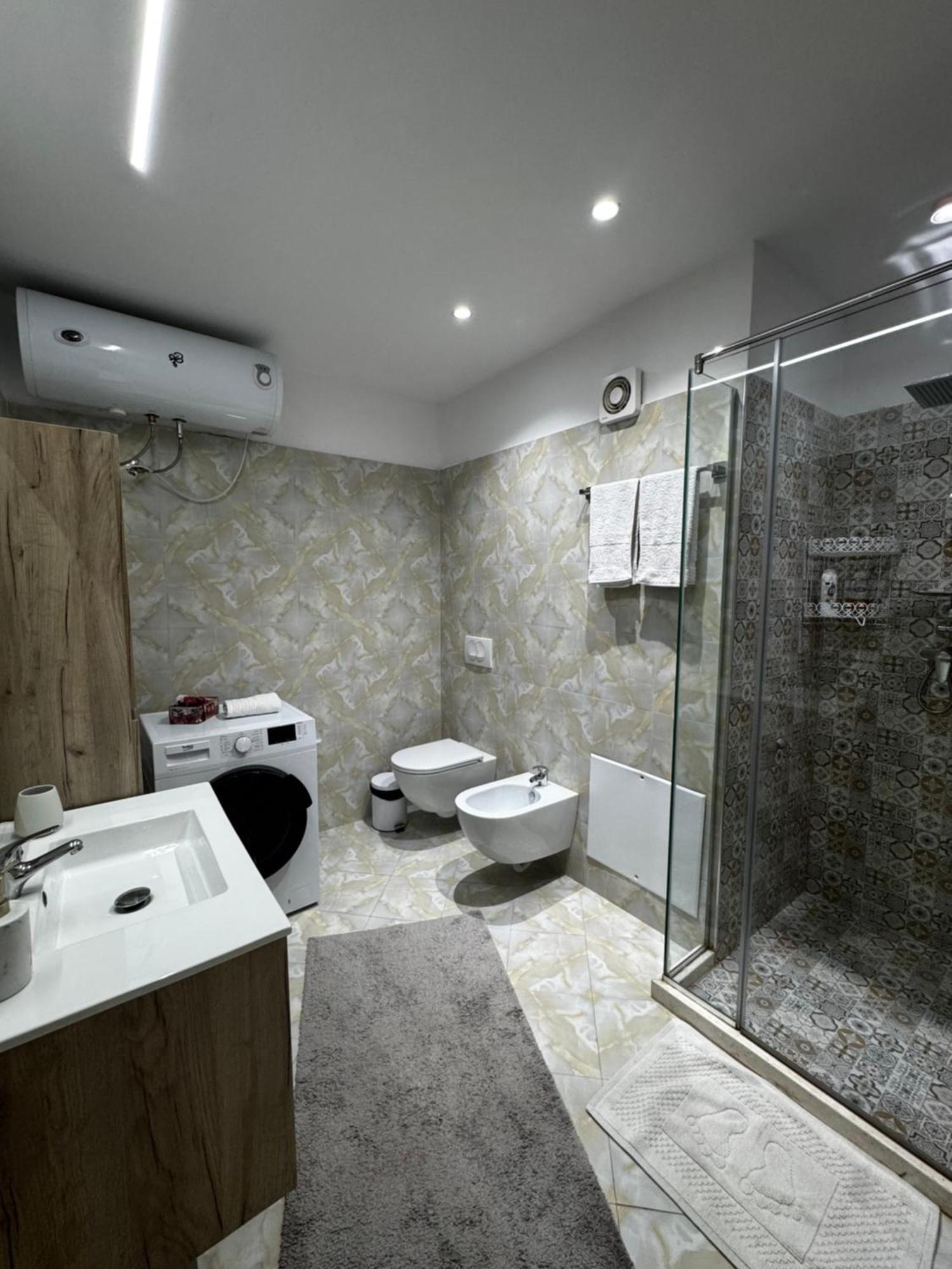 Sky & Sea View Luxury Apartments Durrës Eksteriør bilde