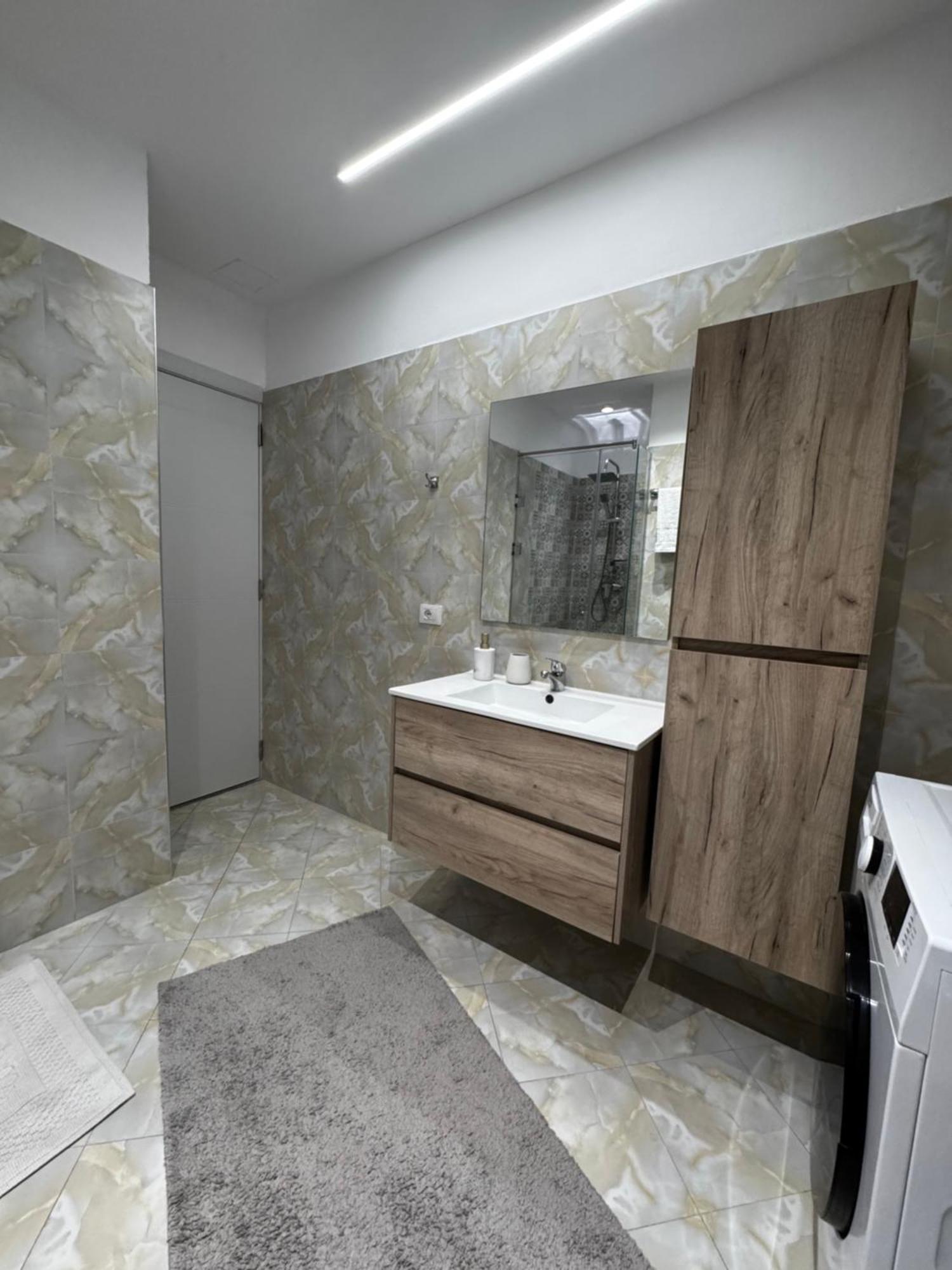 Sky & Sea View Luxury Apartments Durrës Eksteriør bilde